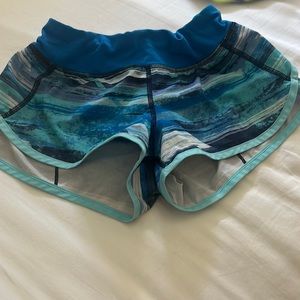 Ivivva athletic girls shorts.